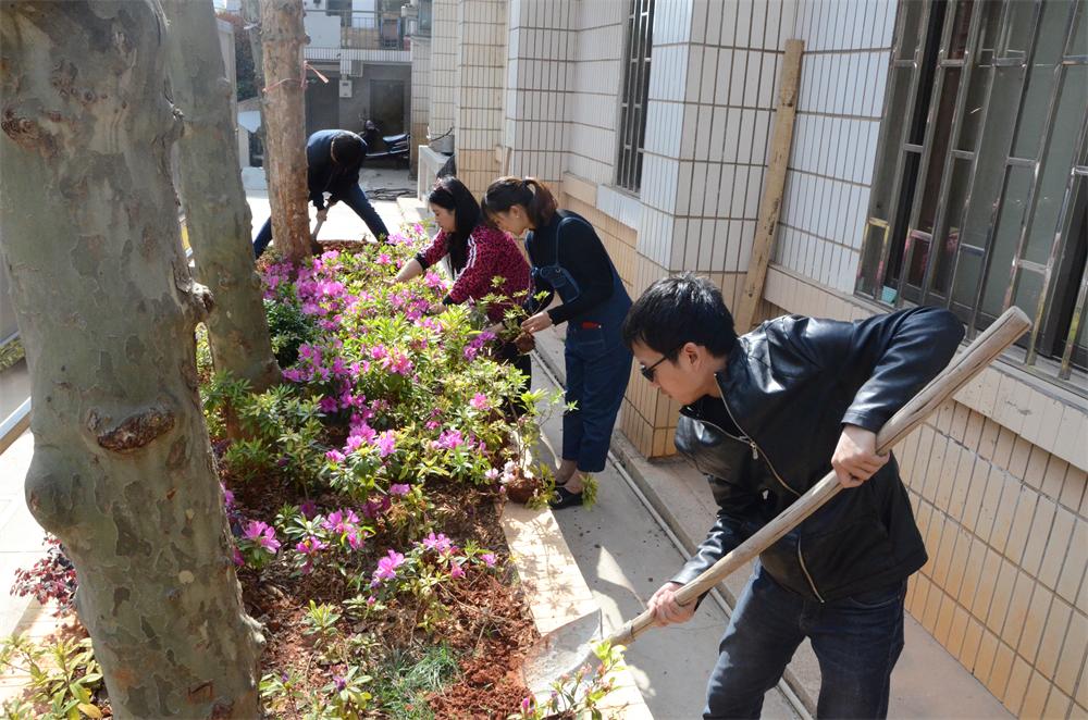 安裝分公司植樹活動修.JPG